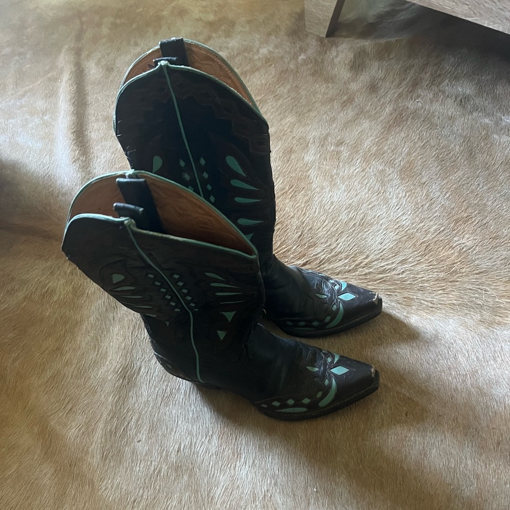 Old gringo cowgirl boots  Size 6. Super comfortable